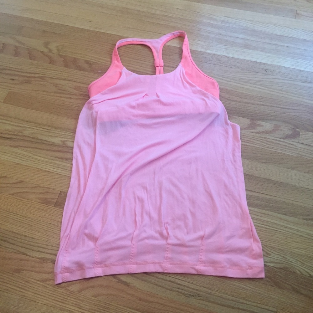 Lululemon tank